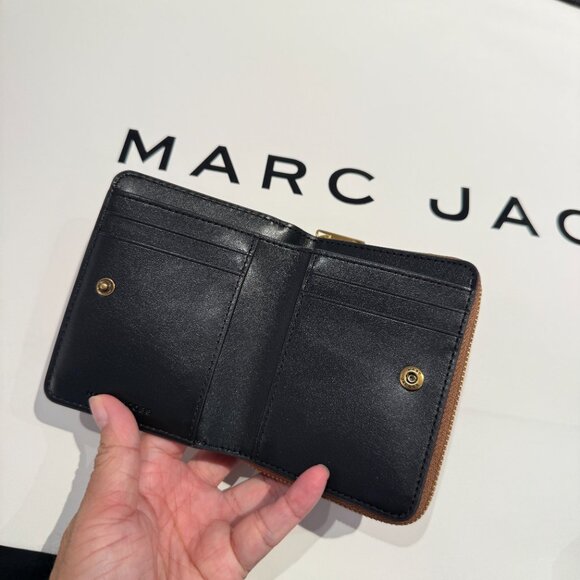 Marc Jacobs 4R5SMP088S01 The Plaza Bifold Wallet ‼️choose 1 color‼️ - Picture 15 of 16